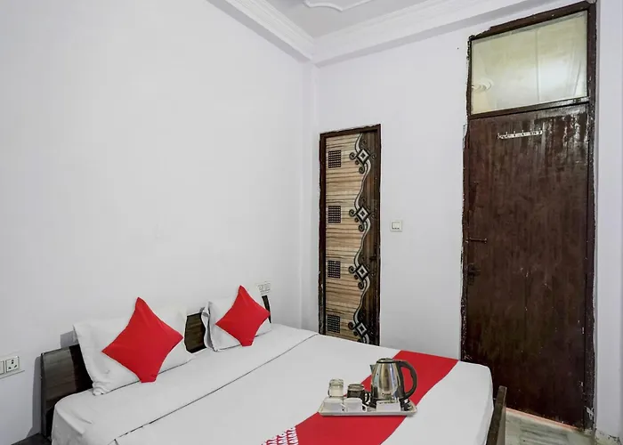 Hotel O B. R. Residency Near Tughlakabad Station Metro Station