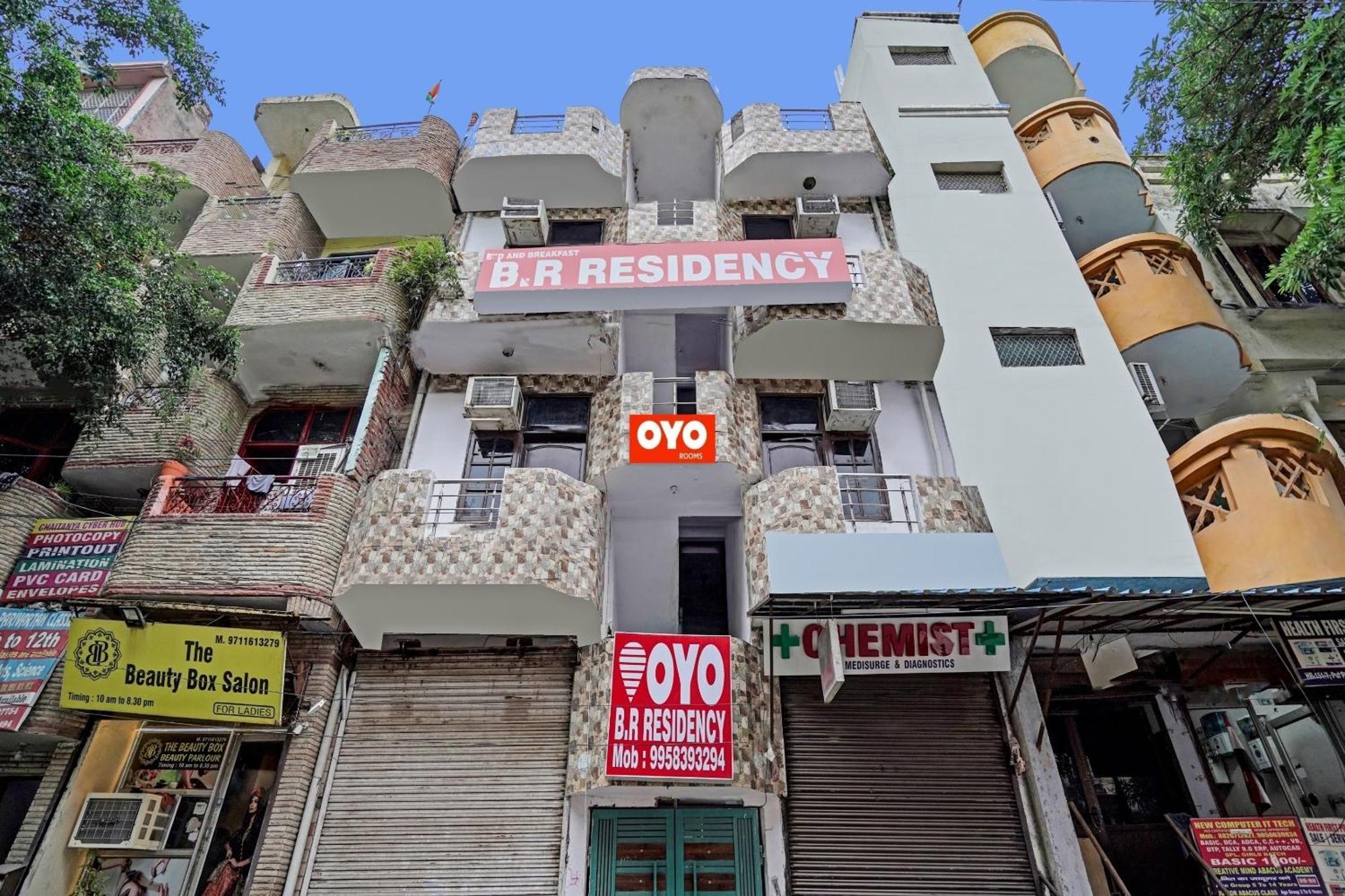 Hotel O B. R. Residency Near Tughlakabad Station Metro Station 3*