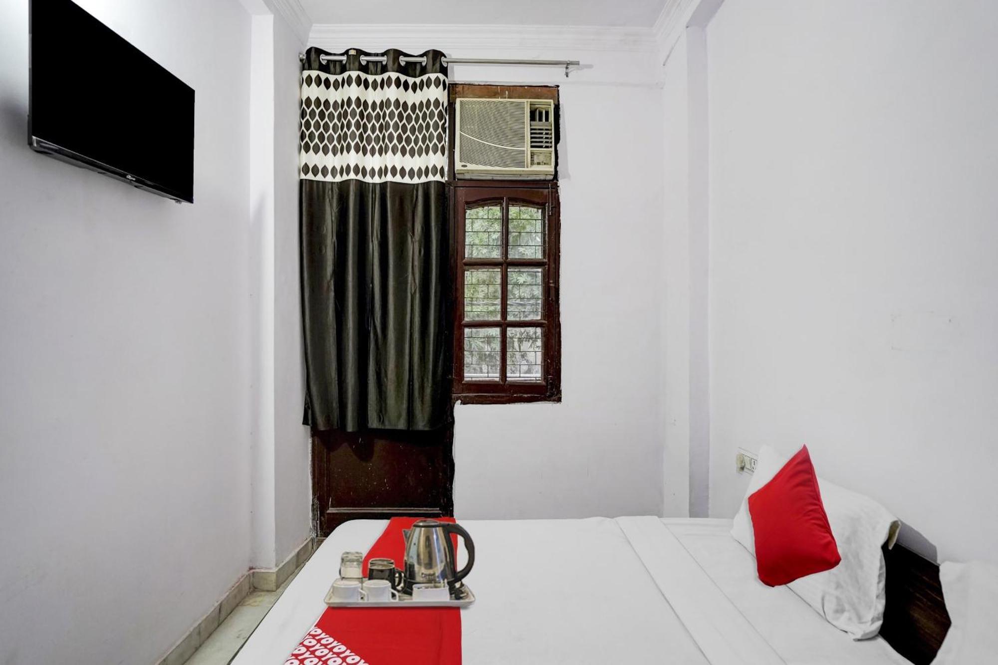 O B. R. Residency Near Tughlakabad Station Metro Station 3* Delhi (National Capital Territory of India)