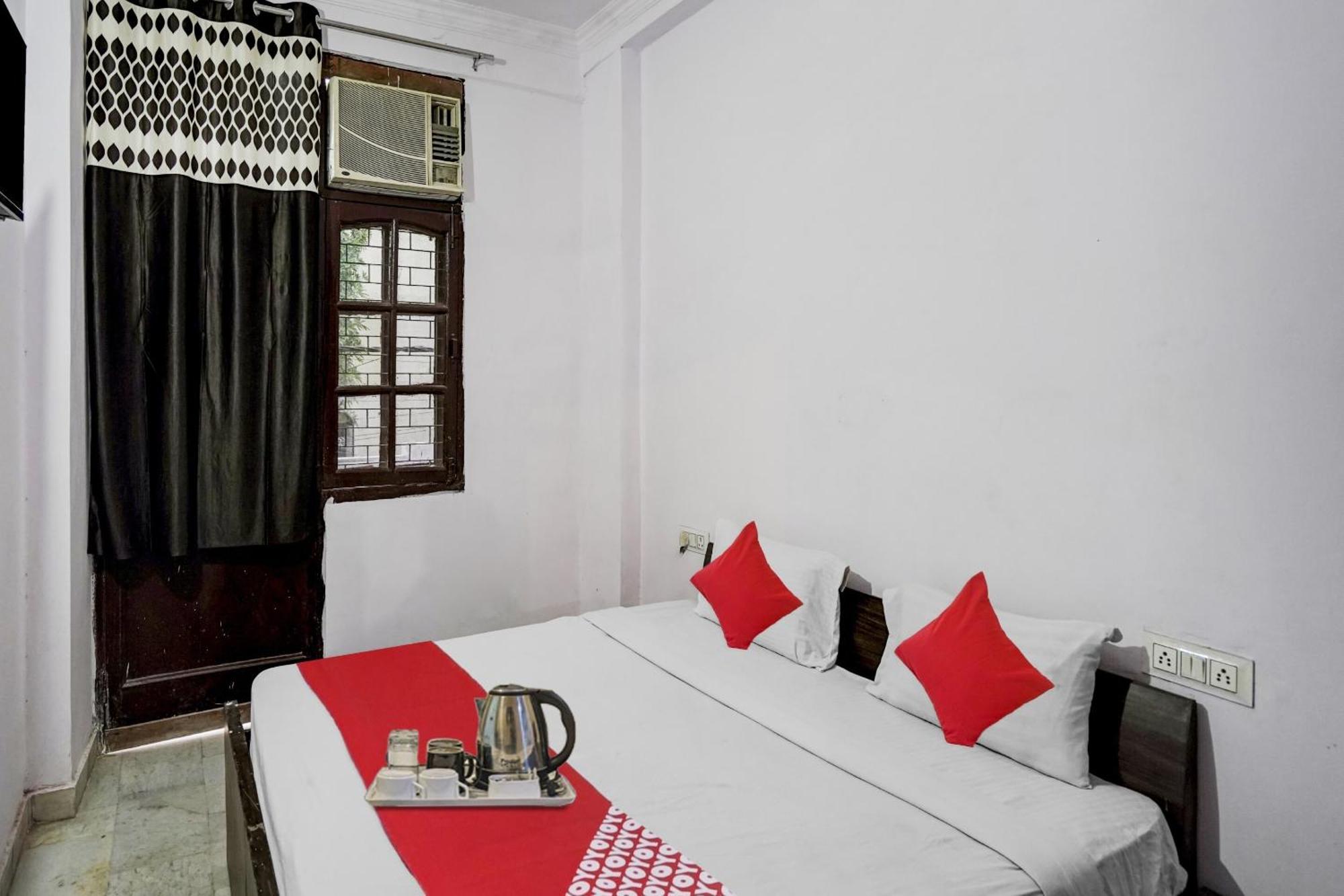 O B. R. Residency Near Tughlakabad Station Metro Station 3*
