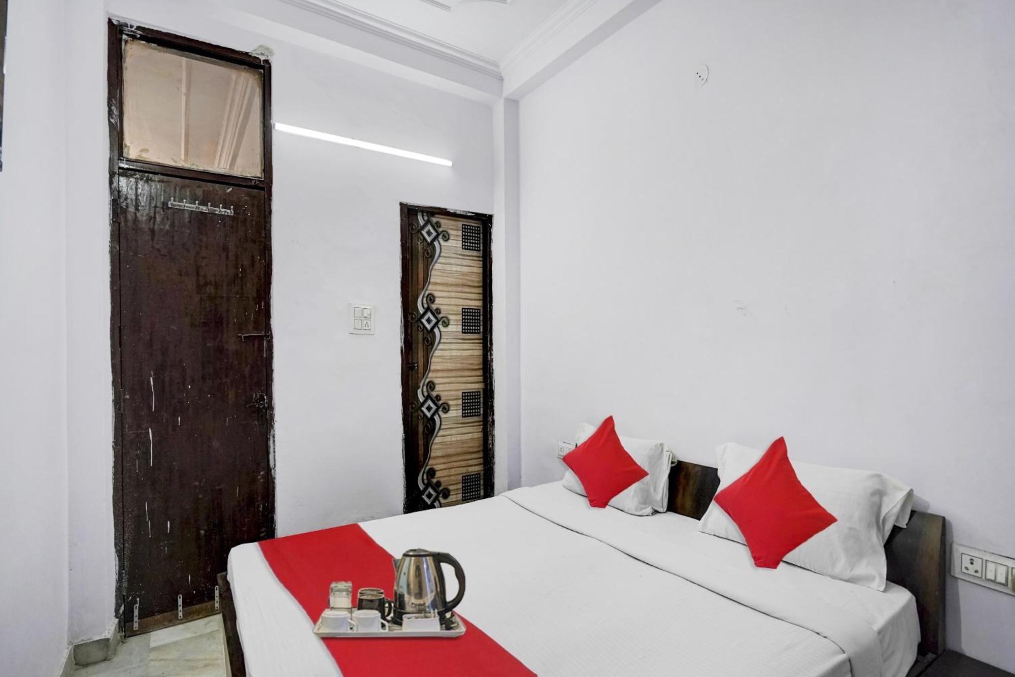 O B. R. Residency Near Tughlakabad Station Metro Station Hotel Delhi (National Capital Territory of India)