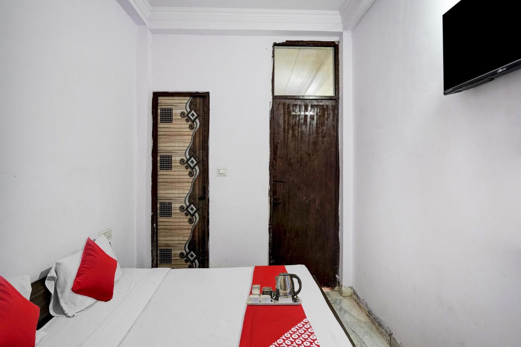 O B. R. Residency Near Tughlakabad Station Metro Station 3* Delhi (National Capital Territory of India)